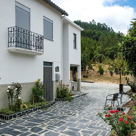ホテル Casa Do Ferreiro II Góis エクステリア 写真